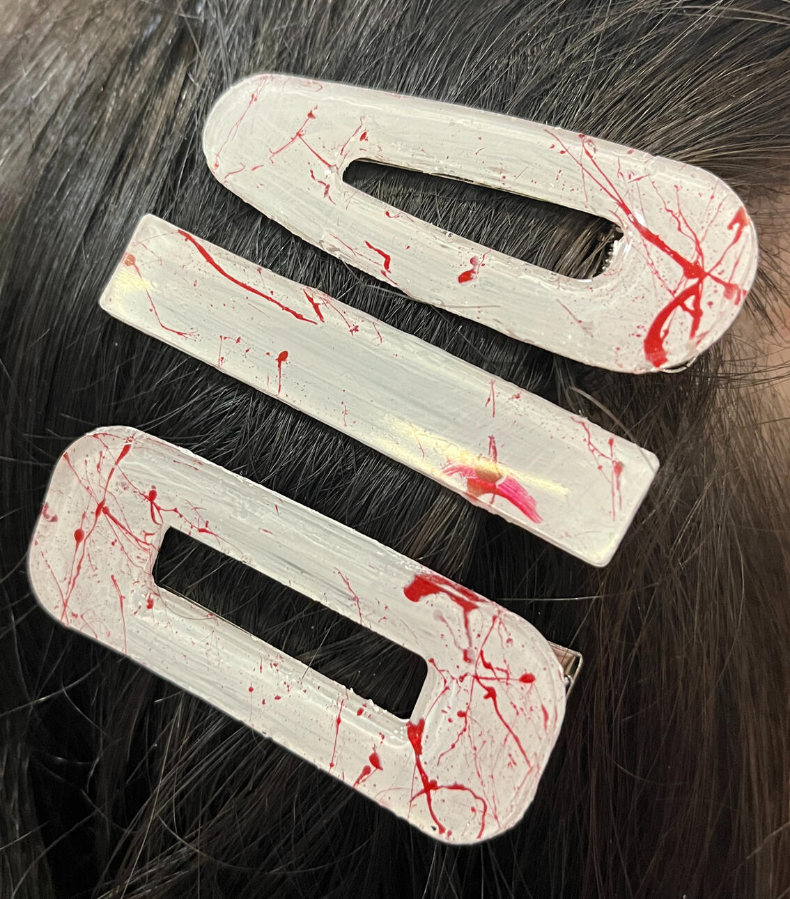 bloody hair clips